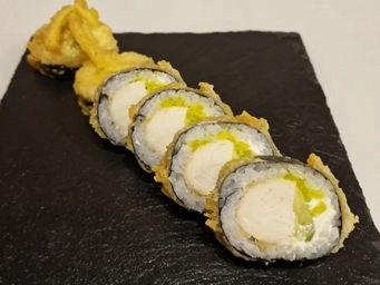 SUSHI TEMPURA MAKI (6 SZT.) 