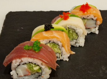 SUSHI URAMAKI GOLD (4 szt.)