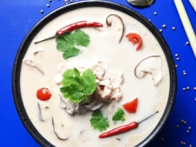 Tom Kha