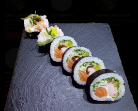 Kani Sake Futomaki