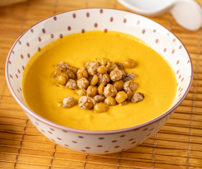 Supă cremă de curry, ghimbir și morcovi