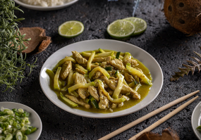 Pui Curry cu Lapte de Cocos