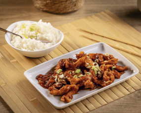 Pui în Sos de Lămâie și Ghimbir