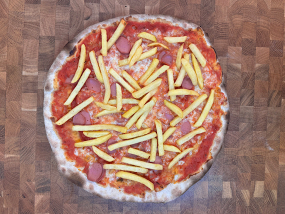 WURSTEL E PATATINE FRITTE