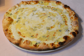 Pizza Quattro Formaggi