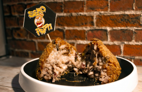 Speck. zola. Radicchio e noci