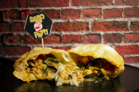 Gamberi. zucchine e mozzarella