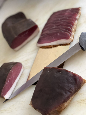 Magret séché tranché