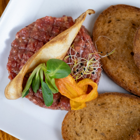 150g HOVĚZÍ TATARÁK