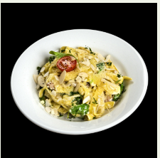 64. PENNE S CUKETOU A KURACÍM MÄSKOM 380g