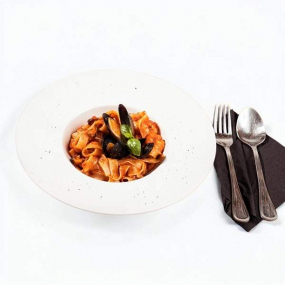 Fettucine cu Fructe de Mare cu Sos Roșu 🌶️