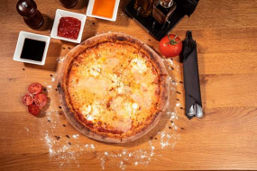 Pizza Quattro Formaggi 