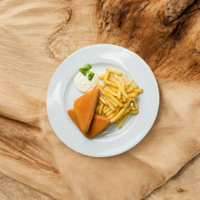 Smažený sýr s hranolky