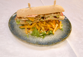 Sandwich cu Piept de Pui