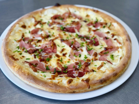 8. PIZZA BRYNZDA