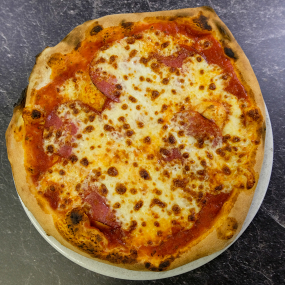 Pizza Salame
