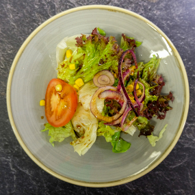 Kleiner gemischter Salat 