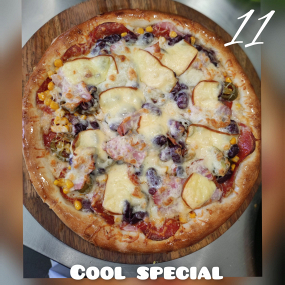 11. COOL PIZZA SPECIAL 