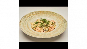 Tagliatelle cu creveți și zucchini