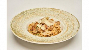 Tagliatelle cu hribi