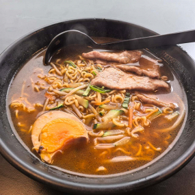 76. RAMEN BRODO MANZO