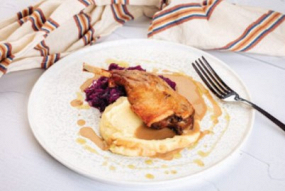 Pulpă de Rață Coaptă în Untură