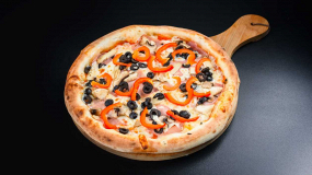 Pizza Capriccioasa 30 cm