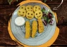 Crispy (3) Cu Cartofi Smiley Și Sos (300g)