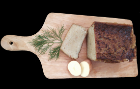 Babka ziemniaczana z sosem pieczarkowym