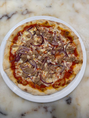 101.Pizza Tonno
