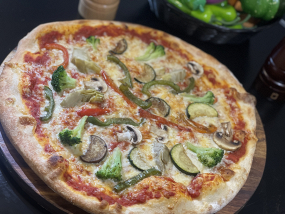 111.Vegetarische Pizza