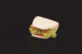 28. Bao pollo speciale