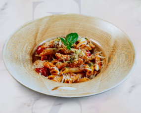 Penne Cu Sos De Roșii Și Busuioc