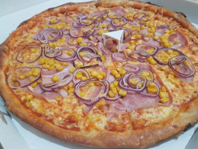 19. PIZZA ILAVA 