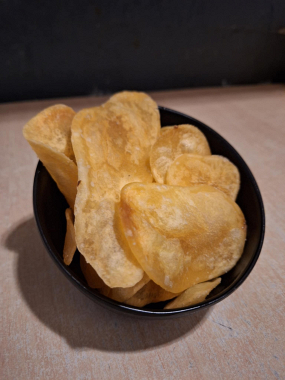 DOMÁCE ZEMIAKOVÉ CHIPSY