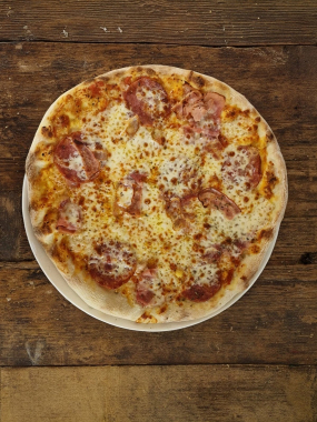 Pizza Prosciutto e Salami 