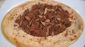 25.Foodstation Hommos