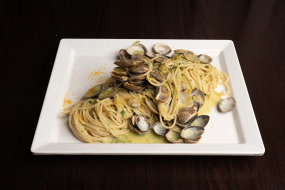 Pasta vongole e bottarga (150gr)