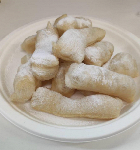 Pizza Prăjită cu Zahăr Pudră  