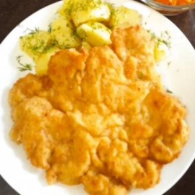 Filet z kurczaka panierowany