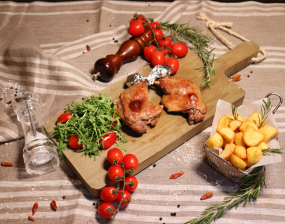Cosce di Anatra con Patate al Forno  