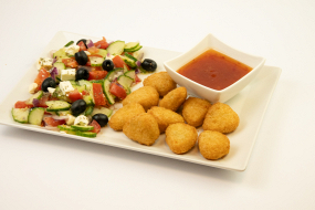 Chilis sajtfalatka tál hasábburgonyával