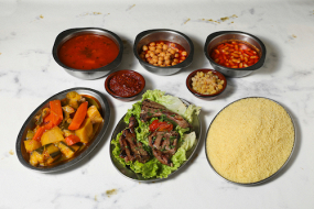 COUSCOUS CÔTES D’AGNEAU GRILLÉES 