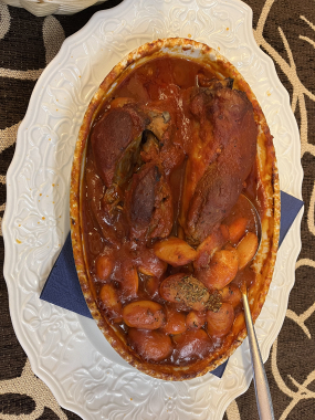 Lammhaxe mit dicken Bohnen