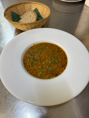 GULÁŠOVÁ POLÉVKA S MLETÝM MASEM A BRAMBOREM