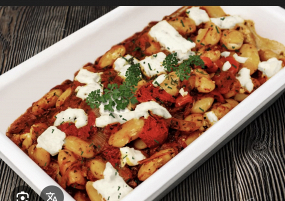 13. Dicke Bohnen in Tomatensoße nus Schafskase