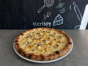 5. Pizza Quatro Formagio Puerto