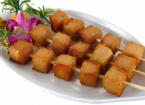 206. Spiedini tofu di pesce2pz 鱼豆腐
