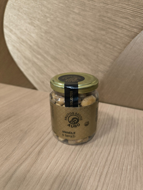 Mandle auro s lanýži