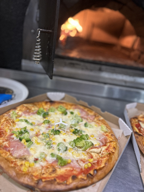 12. Šunková s brokolicou Veľká 651 g(1,3,7) 